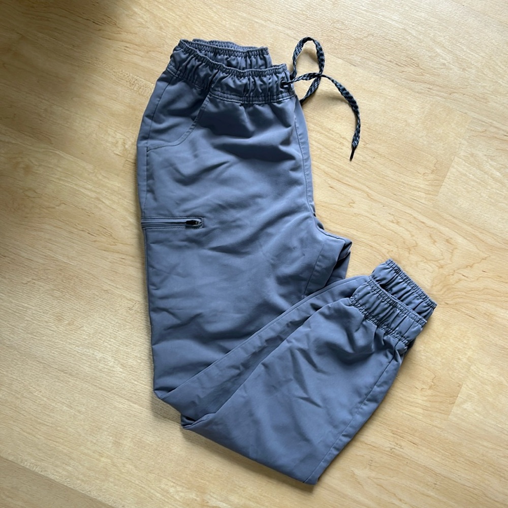 Medium Jaanuu scrub bottoms
